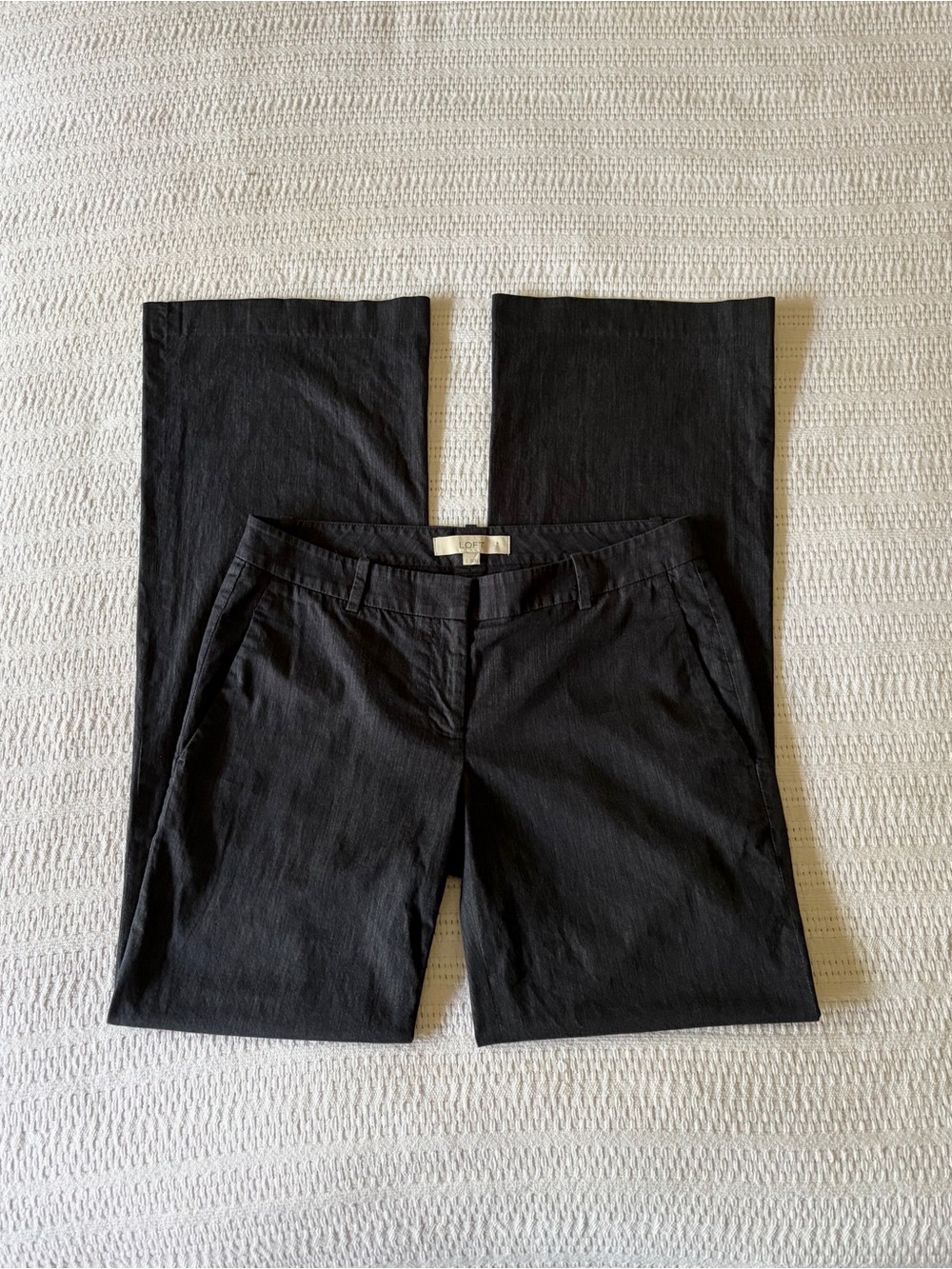 Ann Taylor LOFT Low Rise Wide Leg Trouser Dress Pants Charcoal Grey — Size 2